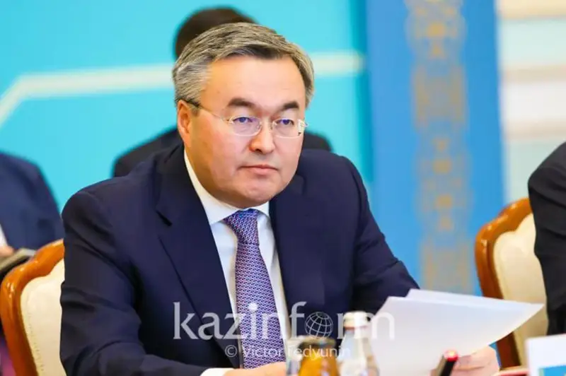 Около 200 казахстанцев могут находиться на территории Украины