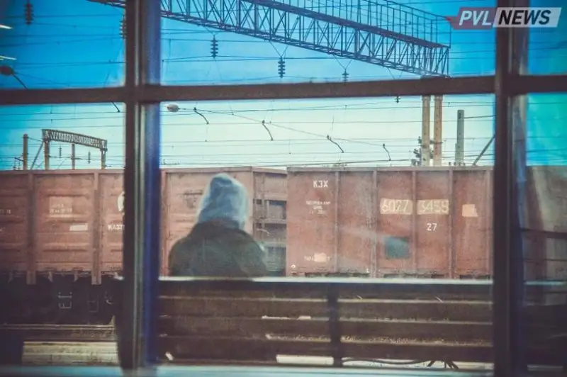Исчез с перрона - подросток оказался в 100 км от Павлодара
