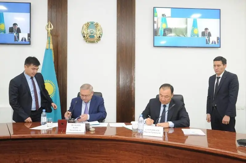 Руководство КТЖ и акимата Жетысуской области провели рабочую встречу