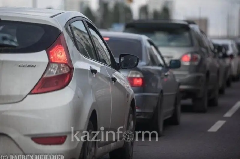 Almatyda 413 sheteldik kólikke zańsyz qujat rásimdegen 9 maman jaýapqa tartyldy