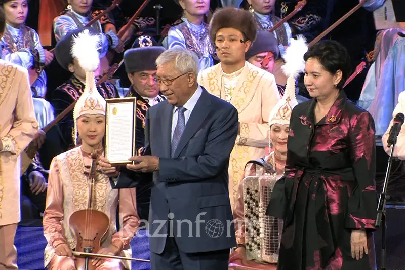 Елбасы көрнекті мемлекет қайраткері Мырзатай Жолдасбековті мерейтойымен құттықтады