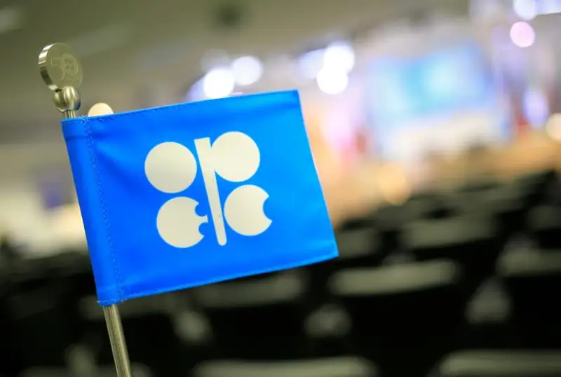 Страны ОПЕК+ продолжат увеличение текущего уровня добычи нефти