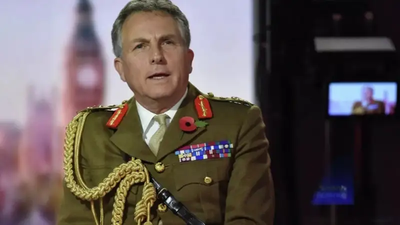 ۇلى بريتانيالىق گەنەرال ءۇشىنشى دۇنيەجۇزىلىك سوعىس قاۋپى تۋرالى ەسكەرتتى