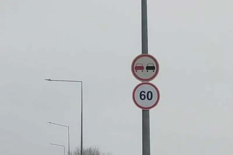 На трех улицах Нур-Султана максимальная скорость снижена до 60 километров в час