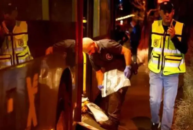 Нападение на автобус около Стены Плача в Иерусалиме: ранено восемь человек