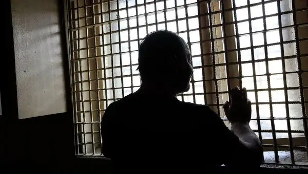 تۇرمەدە 25  جىل وتىرىپ شىققان «بارونمەن» اڭگىمە - جالعاسى