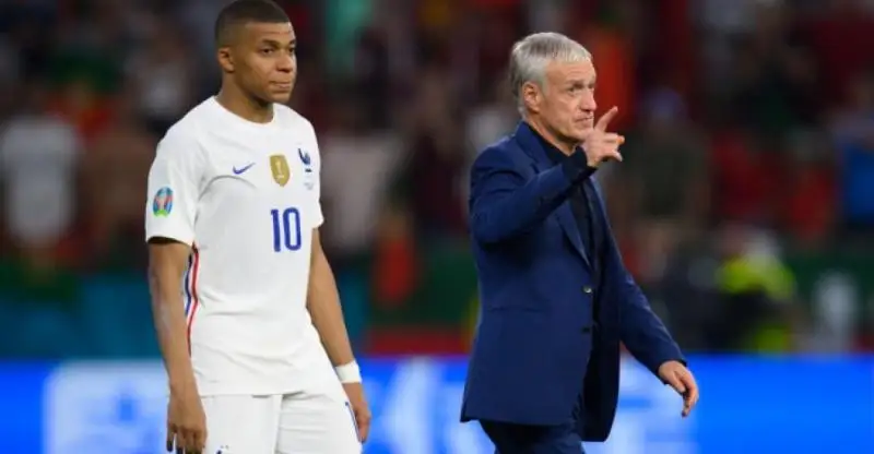 ءبىز قارسىلاستى قۇرمەتتەدىك، سوندىقتان كوپ گول سوعىلدى - مباپپە قازاقستانمەن ويىنى تۋرالى