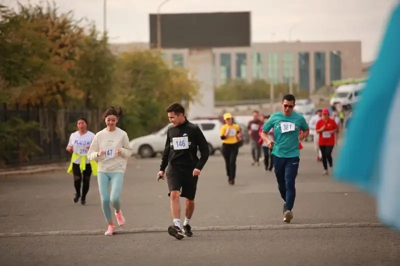 Атырауда жүгіруден Atyrau Marathon – 2022 қайырымдылық  марафоны өтті