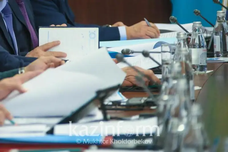 Jańadan qurylǵan Qoǵamdyq palata quramyna oppozıtsııa ókilderi tartylmaq