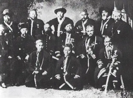 حالقىنا قامقور بولعان قوڭىر قاجى