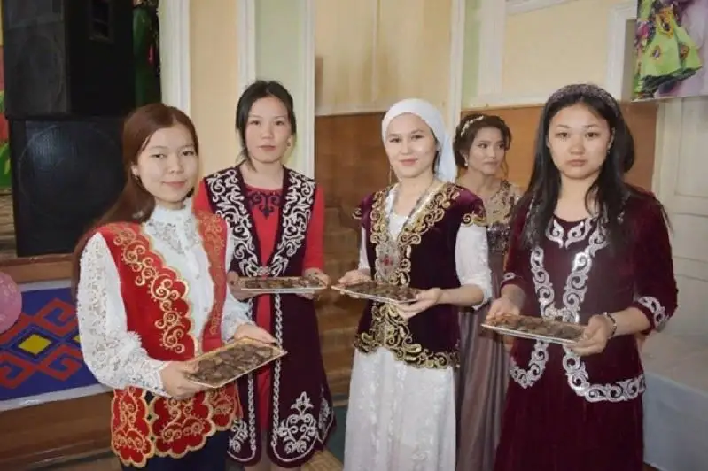 قاراقالپاقستاندا كورىسۋ كۇنى تويلاندى