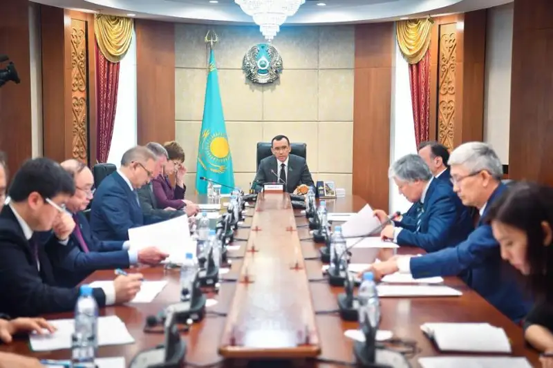 Сенаторы обсуждают в регионах поправки в Конституцию