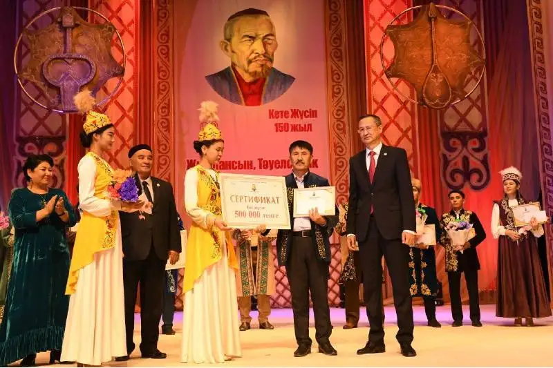 قىزىلوردادا كەتە جۇسىپكە ارنالعان جىراۋلار بايقاۋى ءوتتى