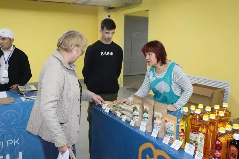 Более 15 костанайских производителей приняли участие в благотворительной ярмарке