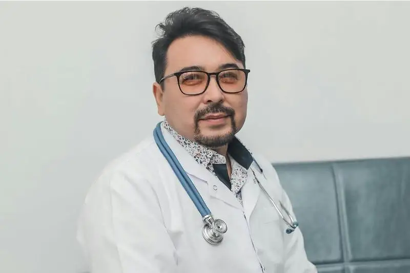 ەندوكرينولوگ- دارىگەر كوروناۆيرۋس قانداي اۋرۋلاردى قوزدىراتىنىن ايتىپ بەردى