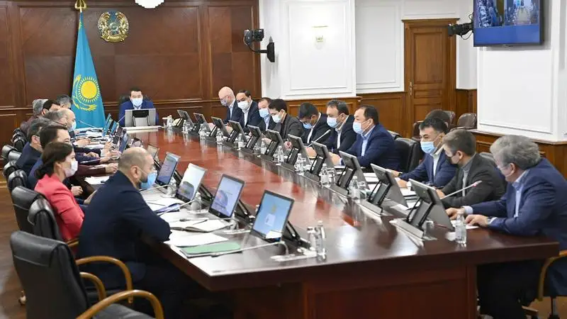 Казахстан планирует увеличить долю контейнерных перевозок до 30% для экспорта