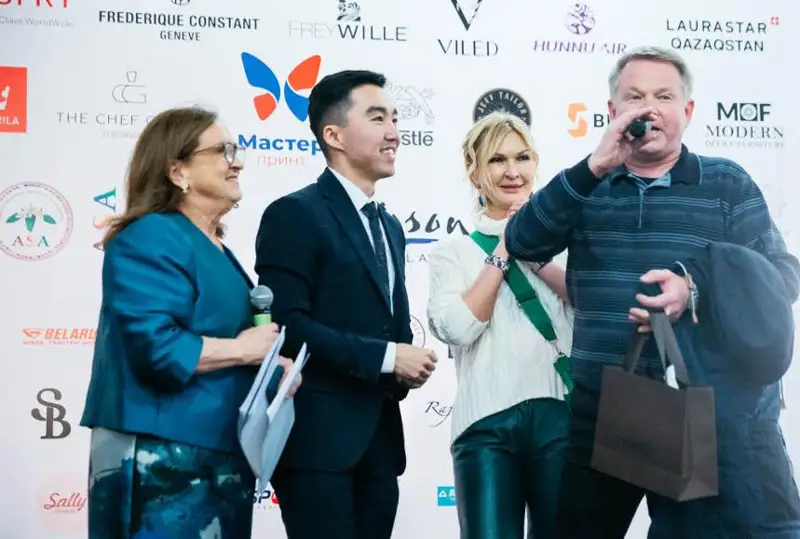 Крупные призы разыграли на рождественской благотворительной ярмарке