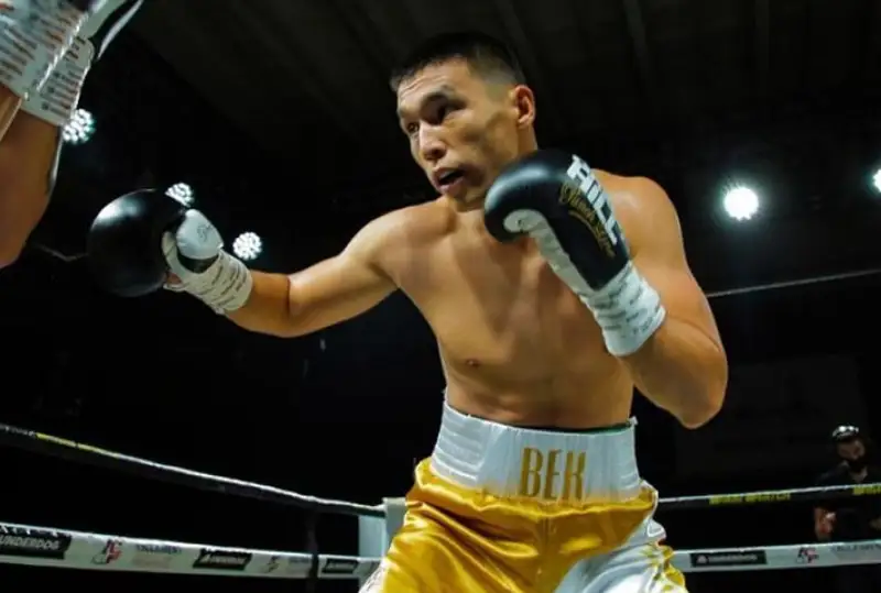 Казахстанские чемпионы WBA поднялись в мировом рейтинге