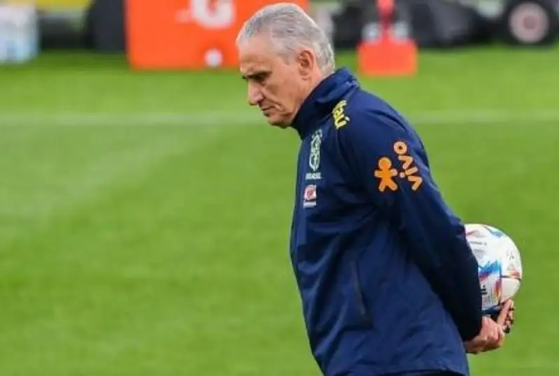 Бразилия осталась без главного тренера после вылета с ЧМ-2022 по футболу