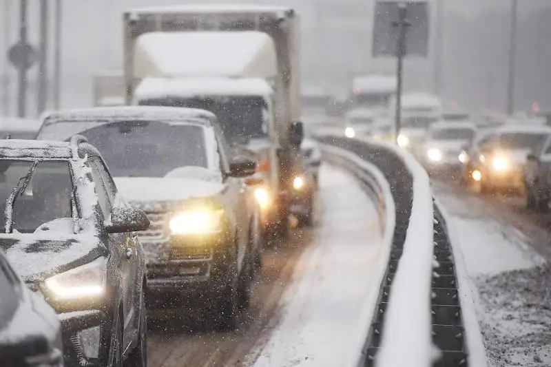 Какие дороги остаются закрытыми в Казахстане