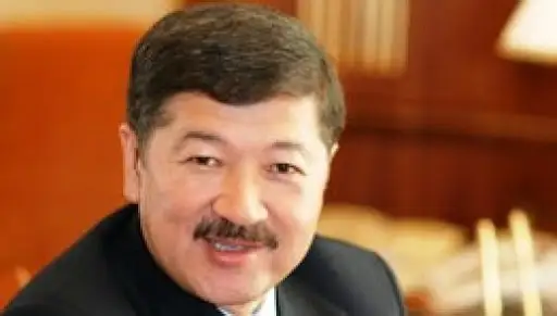 بولات وتەمۇراتوۆتىڭ قورى ەلىمىزگە 94 مىڭ سىناما تەست جەتكىزىپ بەردى