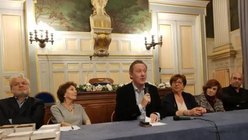 Сахарасында түйекиік сайрандаған «Қанамбар» - Шетелдегі қазақ тілді БАҚ-қа шолу