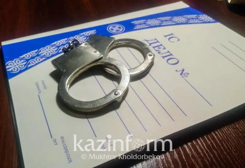 ShQO-da ulyn myltyqpen atyp óltirip alǵan áke ózine qol jumsady