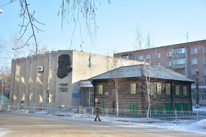 دوستويەۆسكي جانە سەمەي