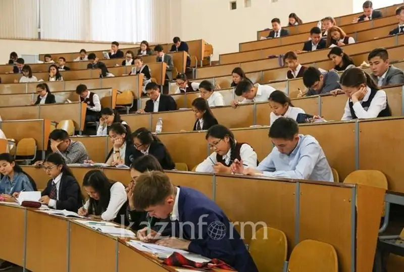 Около 220 тыс. абитуриентов сдали ЕНТ – результаты тестирования за шесть недель