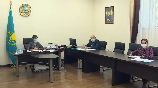 قازاقستاندىقتار مەملەكەت باسشىسىنىڭ كومەكشىسىنە تىكەلەي شاعىمدانا الادى
