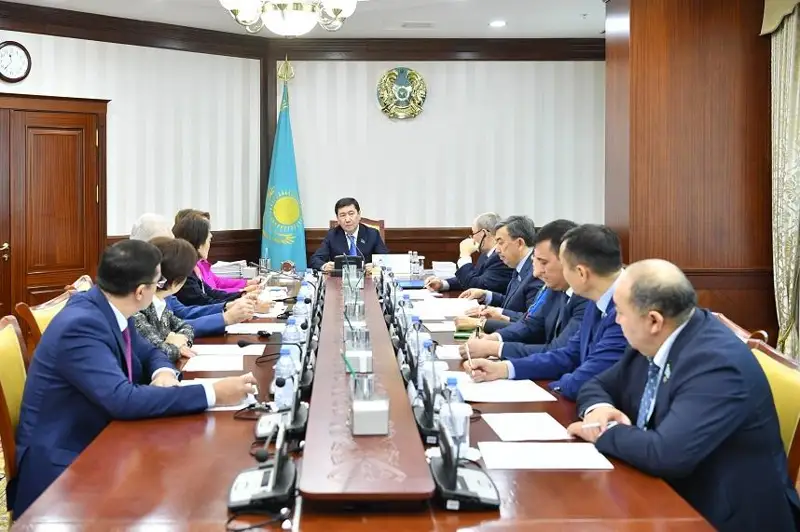 Мажилис рассмотрит законопроект по судам с участием присяжных заседателей