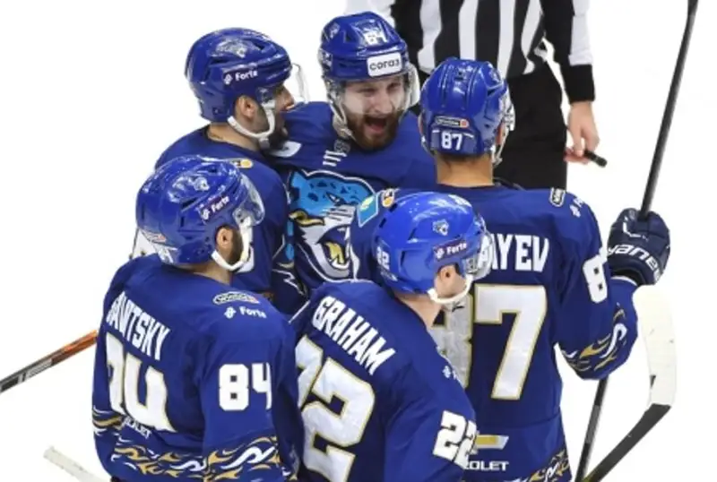 ХК «Барыс» победил «Ак Барс» и вернулся в плей-офф КХЛ