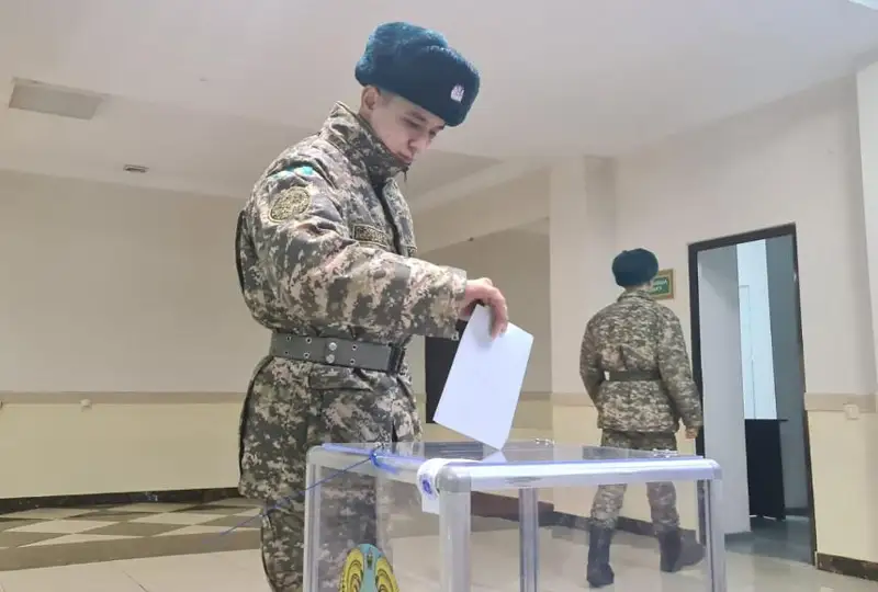 Военнослужащие десантно-штурмовых войск проголосовали на выборах