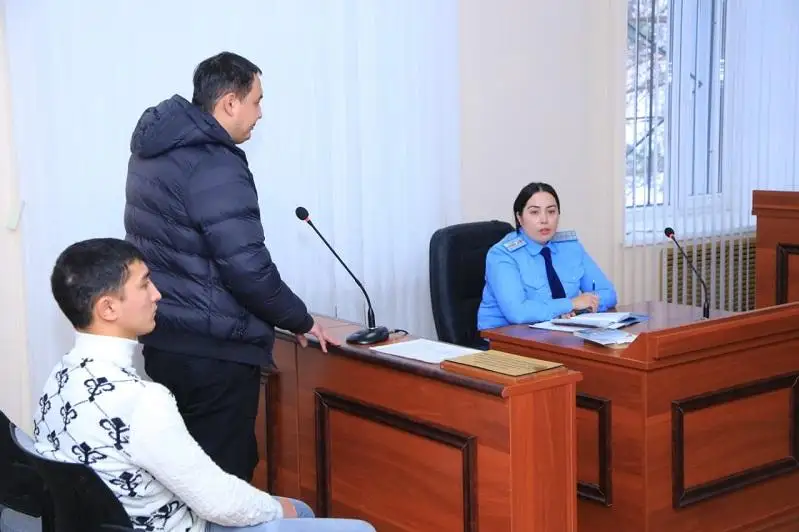 قوستانايدا ماس جۇرگىزۋشىلەر 15 تاۋلىككە قامالىپ، 8 جىلعا كۋالىكتەرىنەن ايىرىلدى