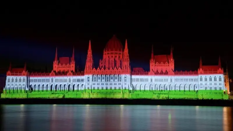 Главного метеоролога Венгрии уволили из-за сорванного фейерверка