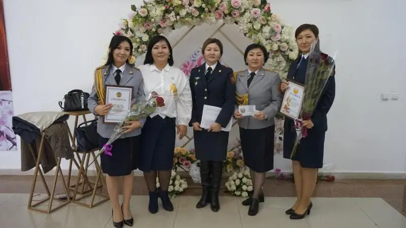 Женщин-полицейских поздравили в департаменте полиции Жамбылской области