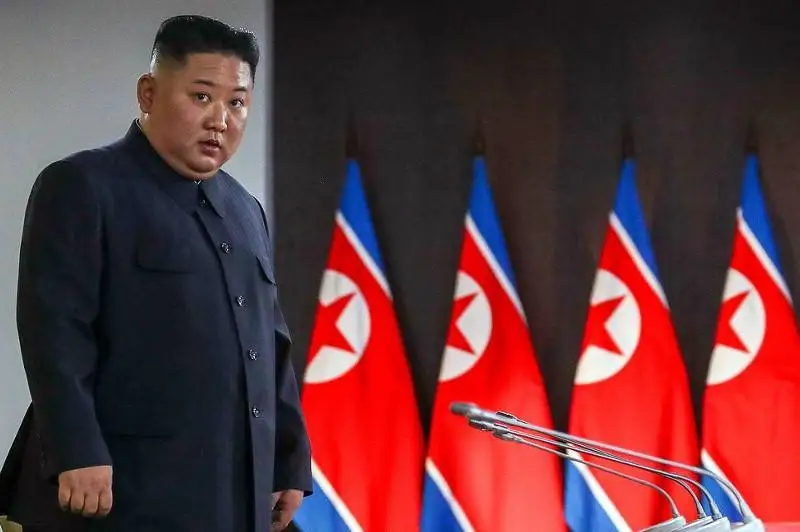كيم چەن ىن سوڭعى 20 كۇن ىشىندە العاش رەت كوپشىلىك ورتادان كورىندى