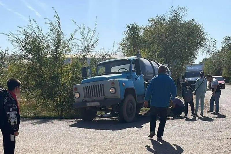Оралда 3 оқушы қызды қағып кеткен жүргізуші есірткі шегіп алған