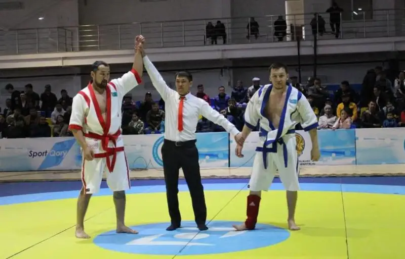 «Qyzyljar barysy» týrnırinde ákim baq synady
