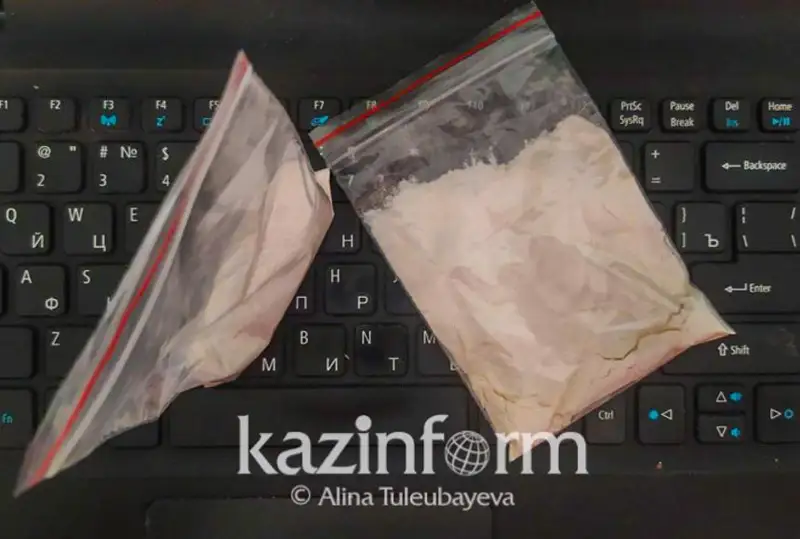 Astana polıtseıleri esirtki saıttarynyń trafaretshisin ustady