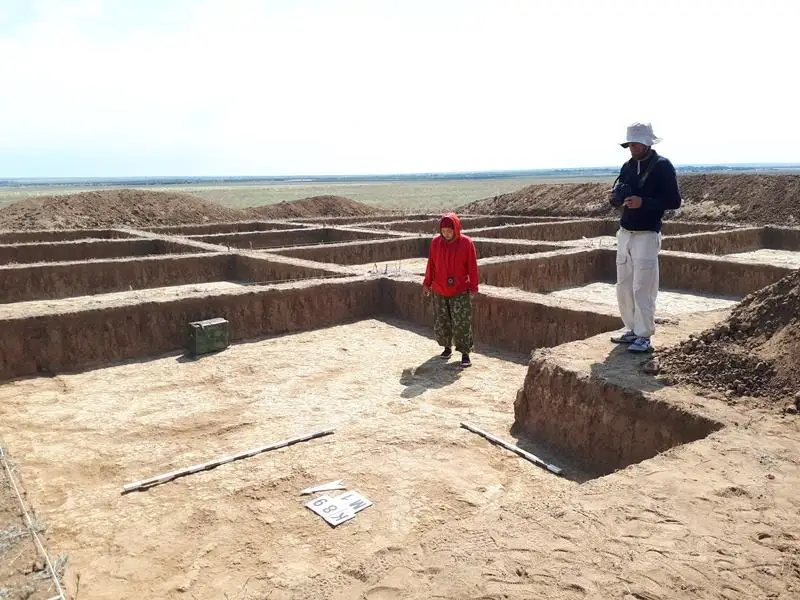 اقتوبەدە عۇندار جەرلەنگەن قورىم تابىلدى