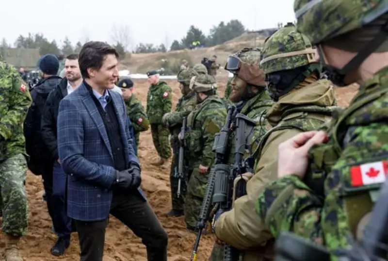 Канада направит военнослужащих в Великобританию для обучения украинских солдат