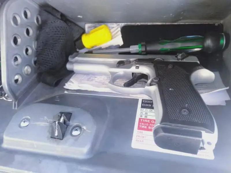 Рюкзак с пятью тысячами долларов пытались похитить у жителя Астаны