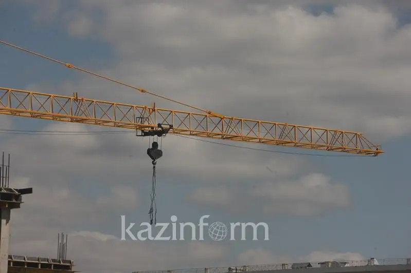 شىمكەنتتە 2 مىڭنان اسا جۇمىسشى جاسقا پاتەر بەرىلمەك