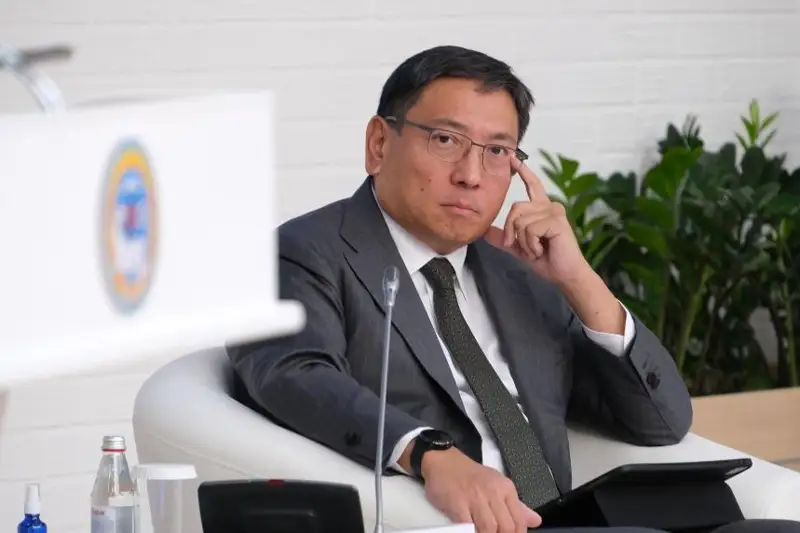 Аким Алматы прокомментировал вопрос бесплатного школьного питания