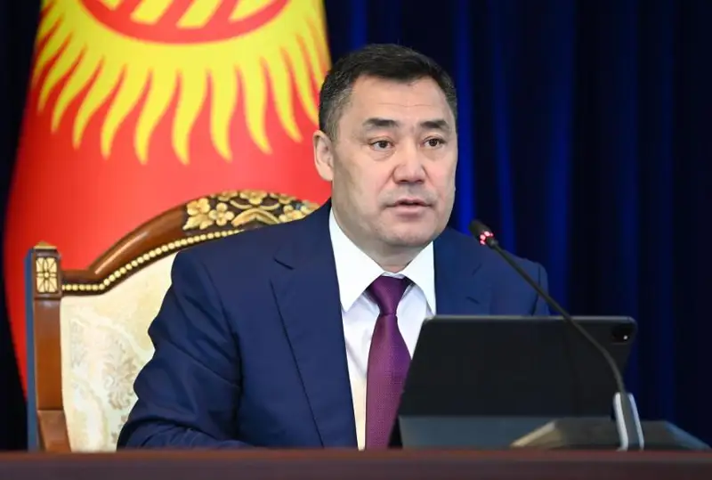 Syrtqy qolaısyz jaǵdaılarǵa shuǵyl áreket etý kerek – Qyrǵyzstan Prezıdenti