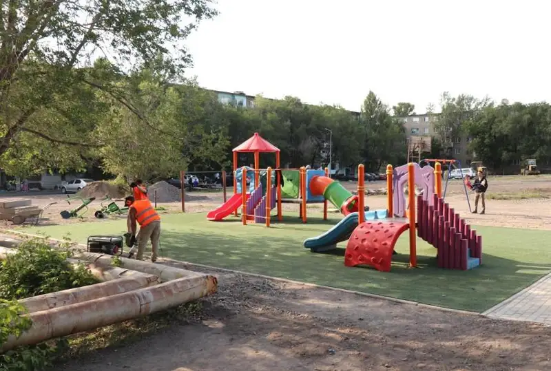 Контроль за установкой игровых площадок повысили в Караганде