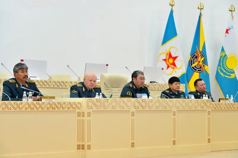 Жасұзақов әріптестерімен заманауи қауіп-қатерлерге қарсы іс-қимыл мәселесін талқылады