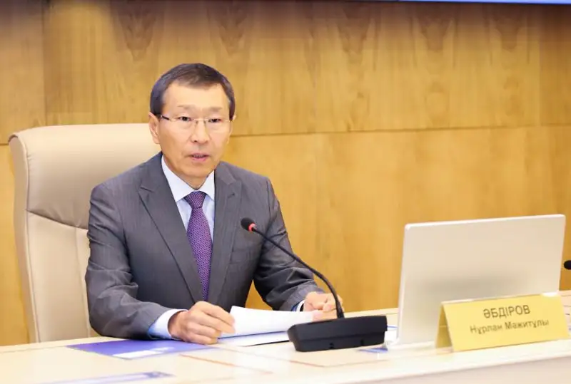 ЦИК РК зарегистрировала депутатов Сената Парламента от трех областей