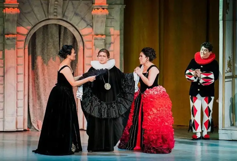 Будем снова встречать овациями: артисты «Астана Опера» покорили сцену Большого театра Беларуси